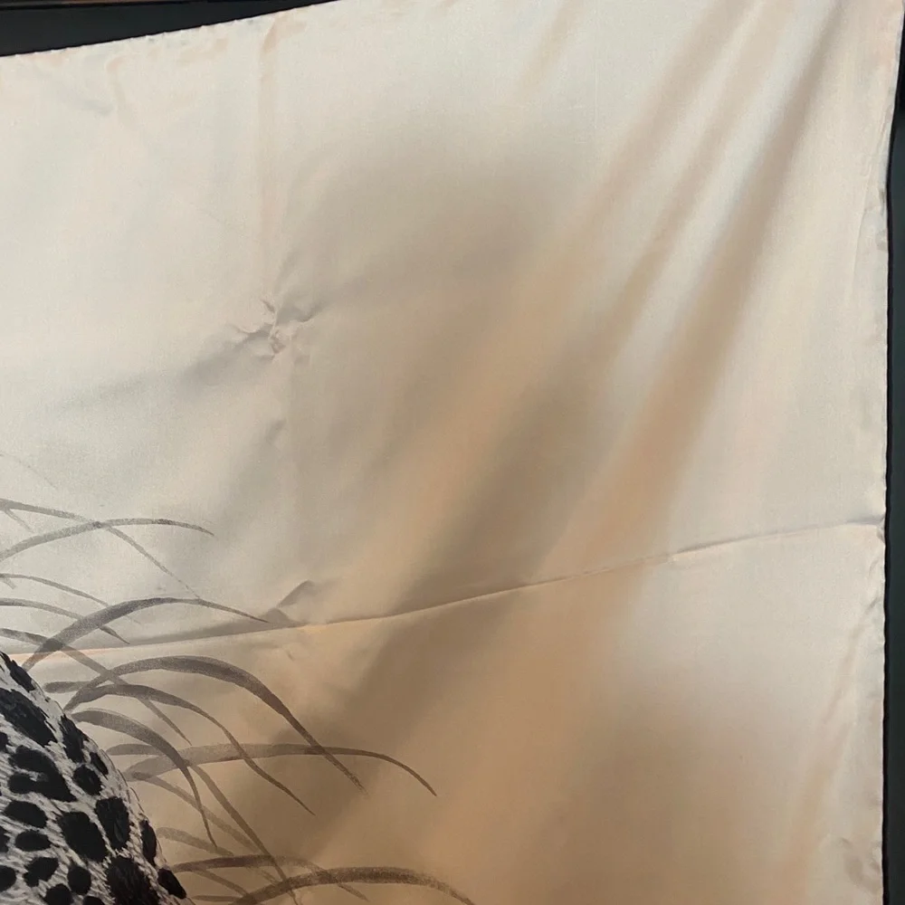 Hermes Limited Edition Retired Panthera Pardus Silk 140cm 55” Scarf Shawl Dallet - Picture 6 of 15